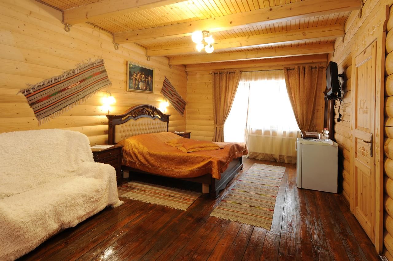 Отель Отель Дикий Мёд Татаров