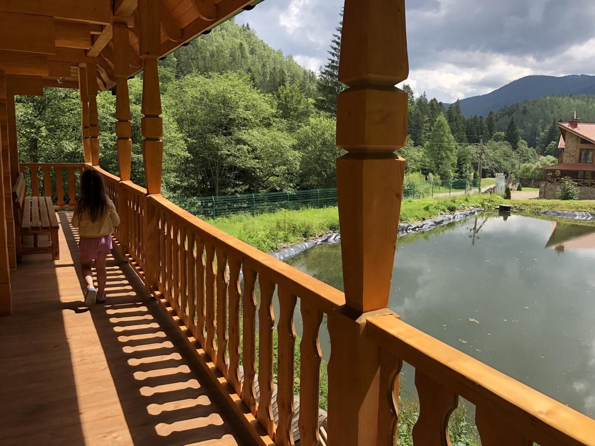 Отель Отель Дикий Мёд Татаров