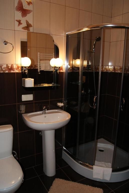 Отель Отель Дикий Мёд Татаров