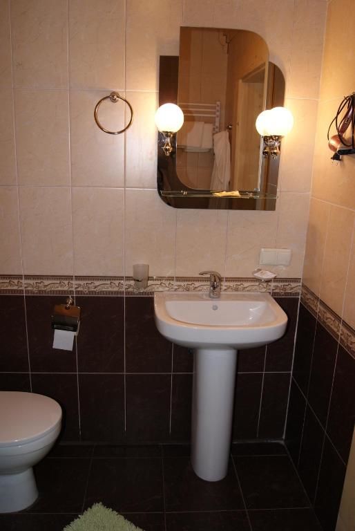 Отель Отель Дикий Мёд Татаров