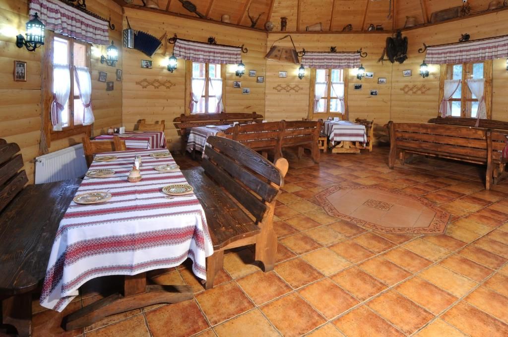 Отель Отель Дикий Мёд Татаров